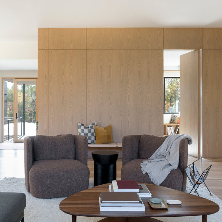 Hudson Swivel Club Chair - Mephistur Tobacco